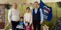«Елка желаний» продолжает исполнять мечты детей - Урмарский район