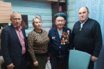 Ветерана Великой Отечественной войны Г.П. Павлова поздравили с Новым годом и Рождеством